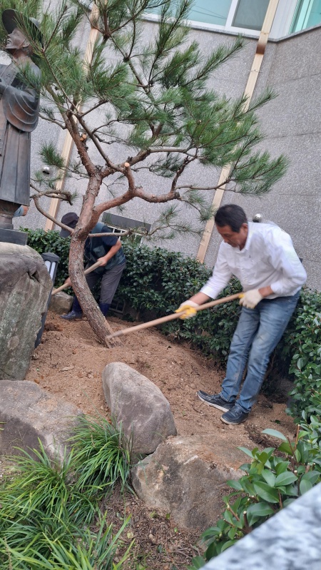 KakaoTalk_20251010_191425794_10.jpg
